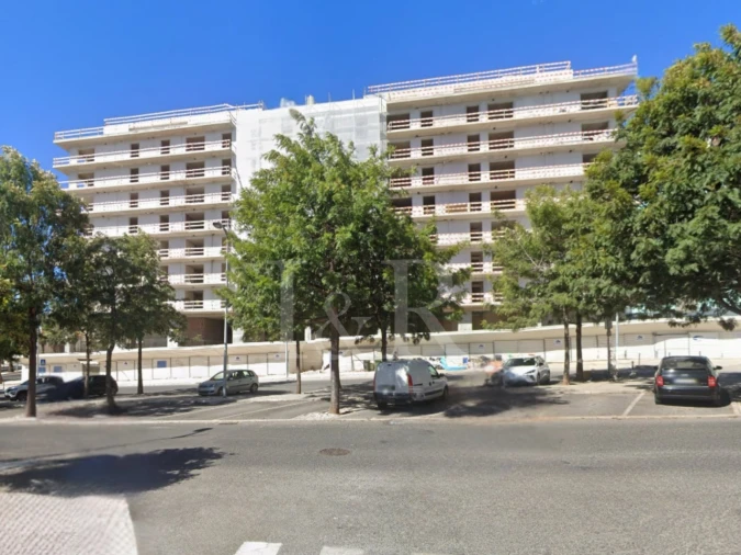 Apartamento T1 para Venda em Avenidas Novas Foto 10