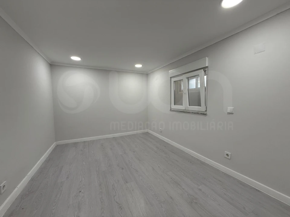 Moradia T3 para Venda em Benavente Foto 7