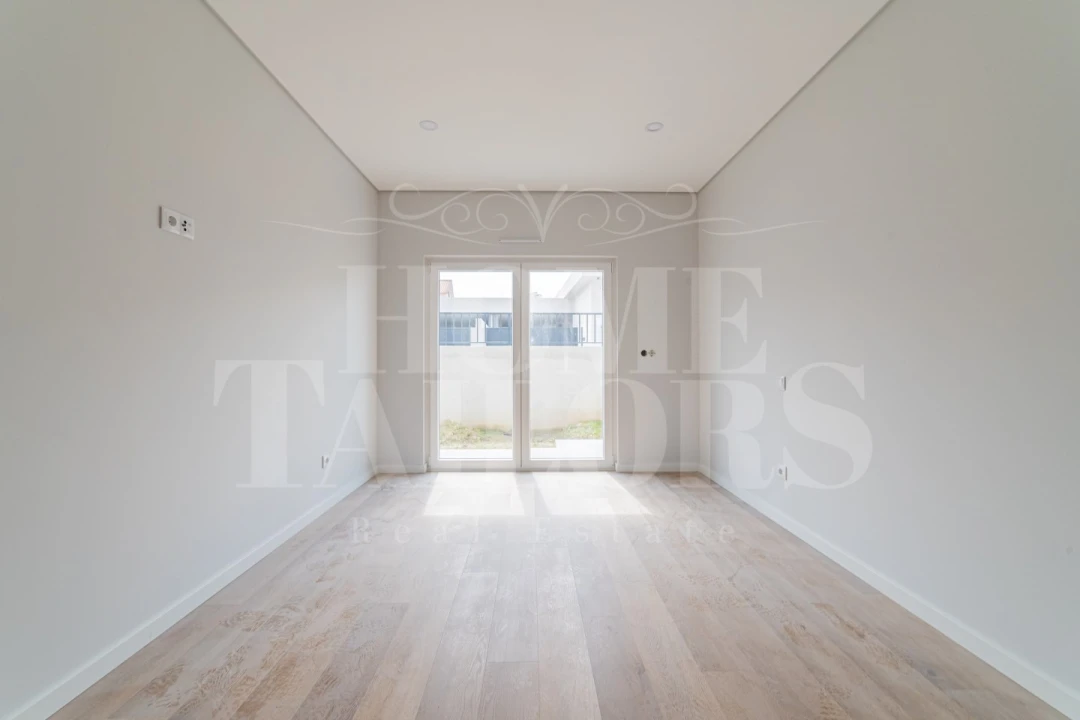 Moradia T4 para Venda em Santo Isidoro Foto 12