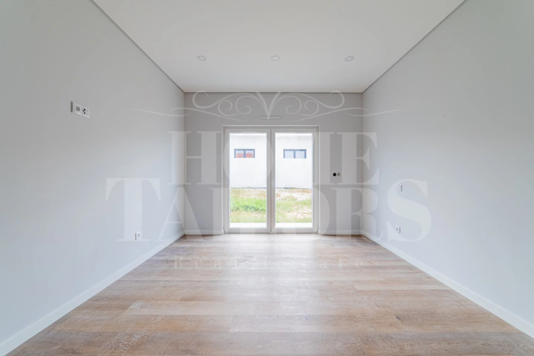 Moradia T4 para Venda em Santo Isidoro Foto 19