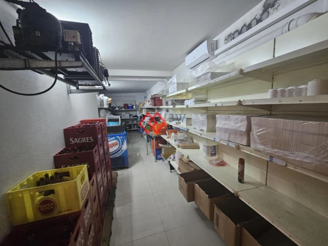 Loja para Trespasse em Torres Novas (São Pedro), Lapas e Ribeira Branca Foto 11