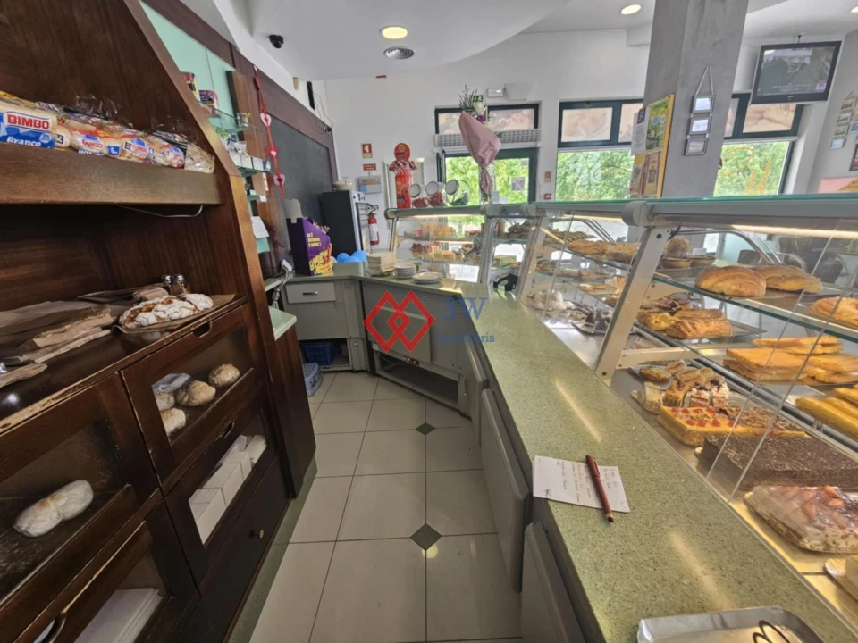 Loja para Trespasse em Torres Novas (São Pedro), Lapas e Ribeira Branca Foto 5