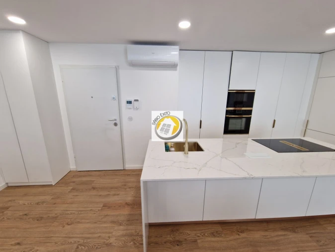 Apartamento T3 para Venda em Espinho Foto 31