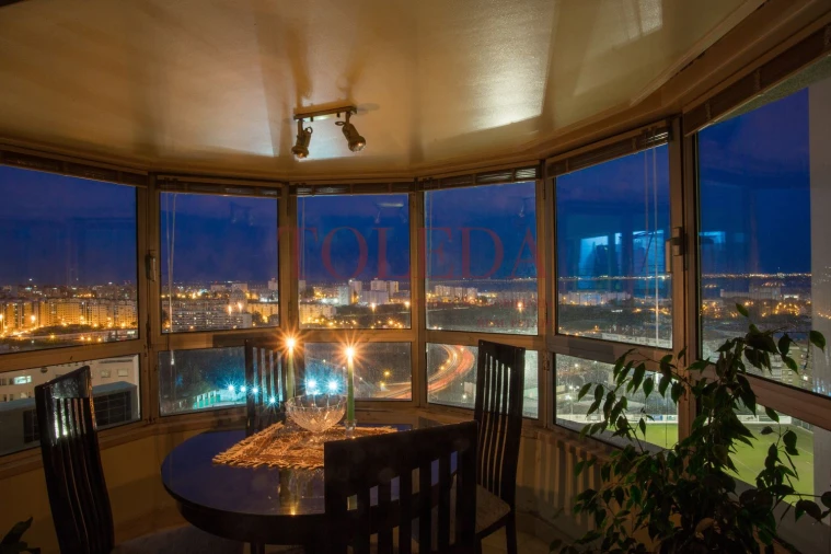 Apartamento T3 para Venda em Areeiro Foto 4