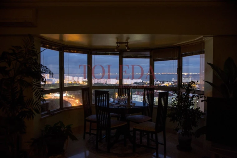 Apartamento T3 para Venda em Areeiro Foto 42