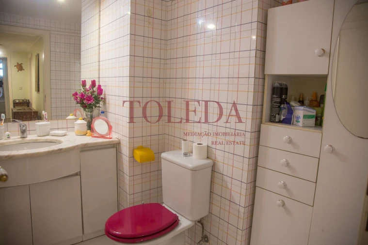 Apartamento T3 para Venda em Areeiro Foto 26