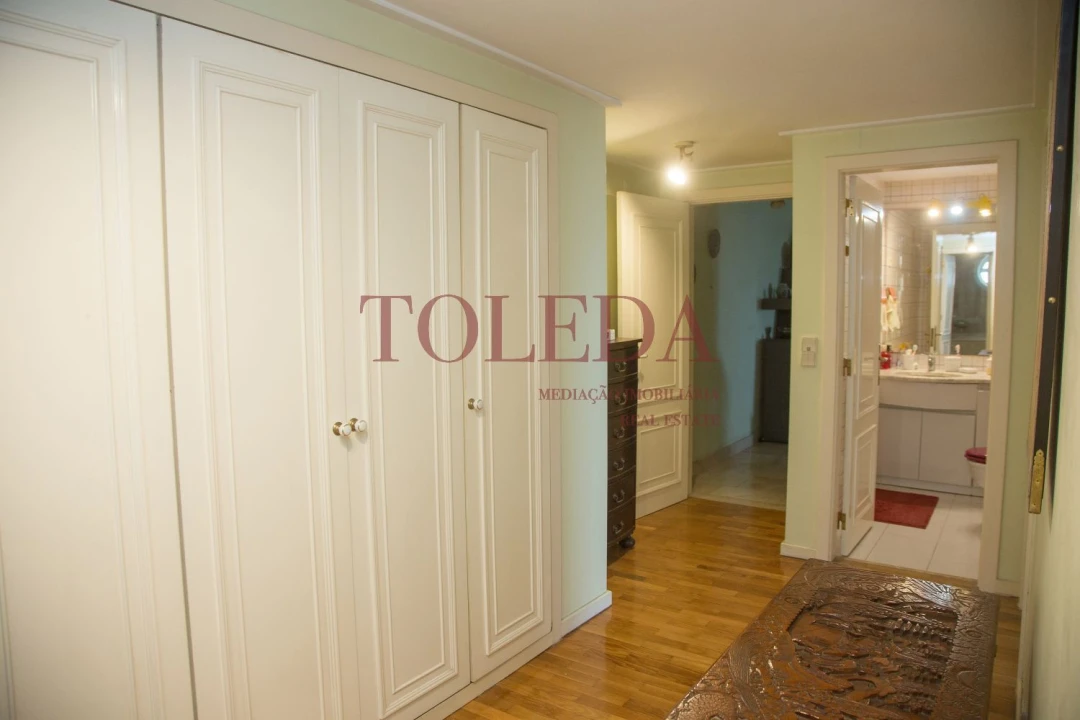 Apartamento T3 para Venda em Areeiro Foto 10