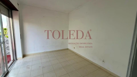 Moradia T5 para Venda em Montijo e Afonsoeiro