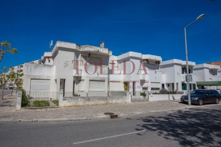 Moradia T5 para Venda em Montijo e Afonsoeiro Foto 2