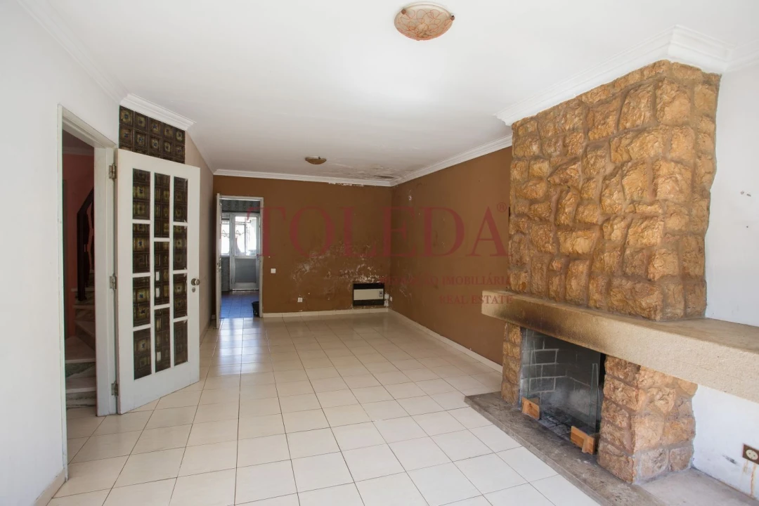 Moradia T5 para Venda em Montijo e Afonsoeiro Foto 8