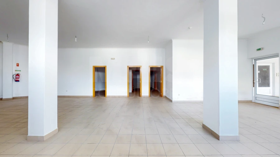 Loja para Venda em Soure Foto 8