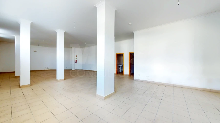 Loja para Venda em Soure Foto 9