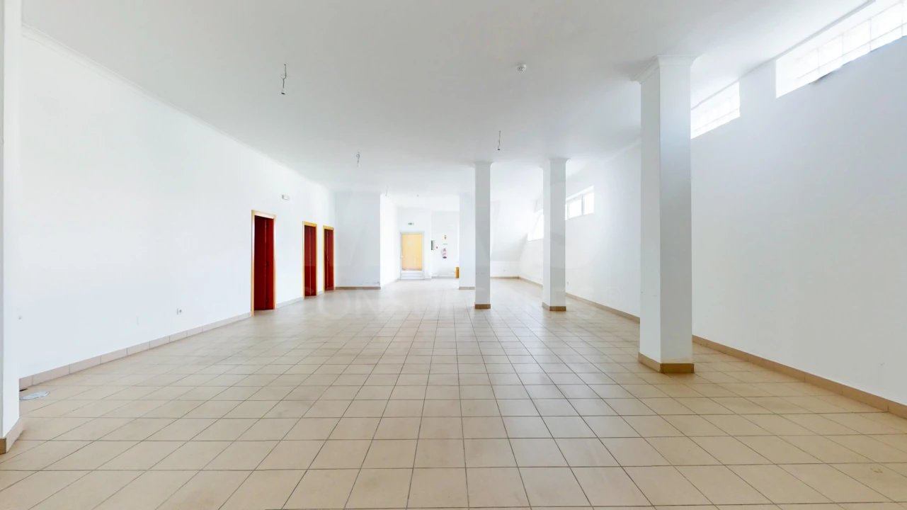 Loja para Venda em Soure Foto 4