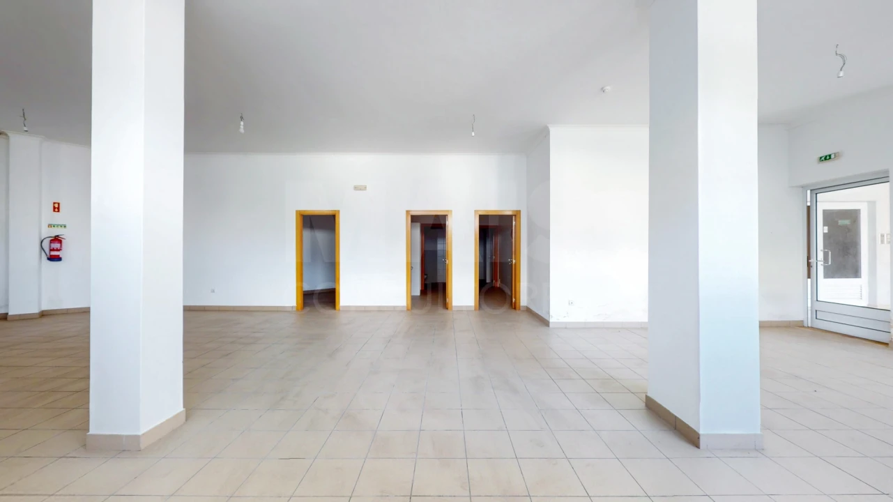 Loja para Venda em Soure Foto 8