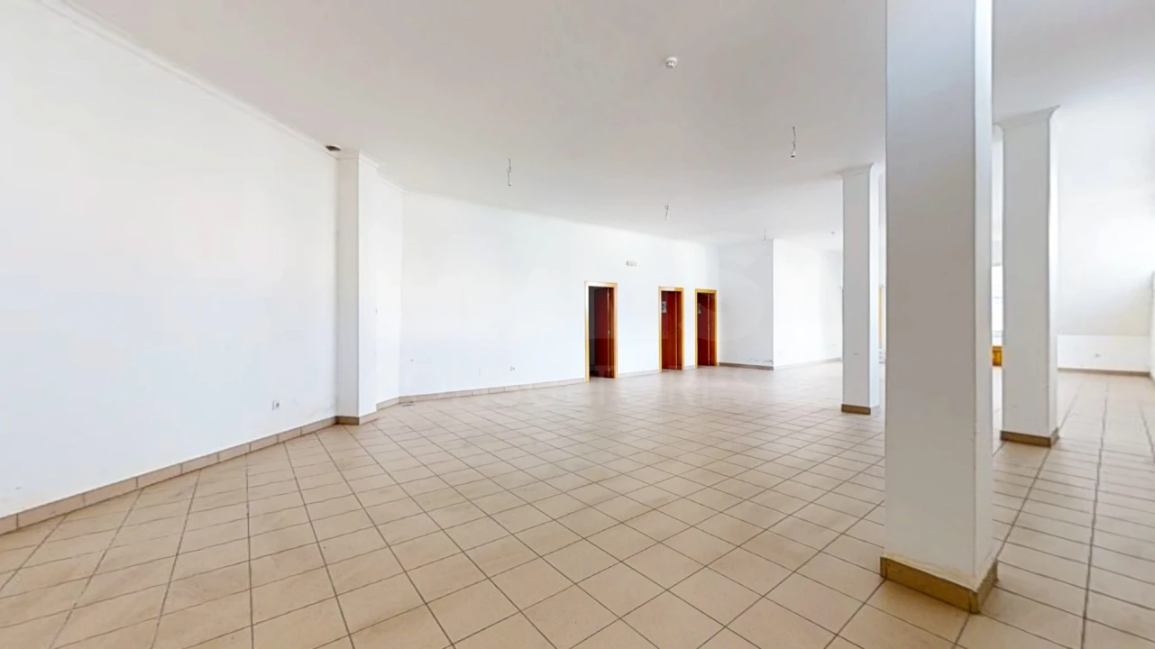 Loja para Venda em Soure Foto 6