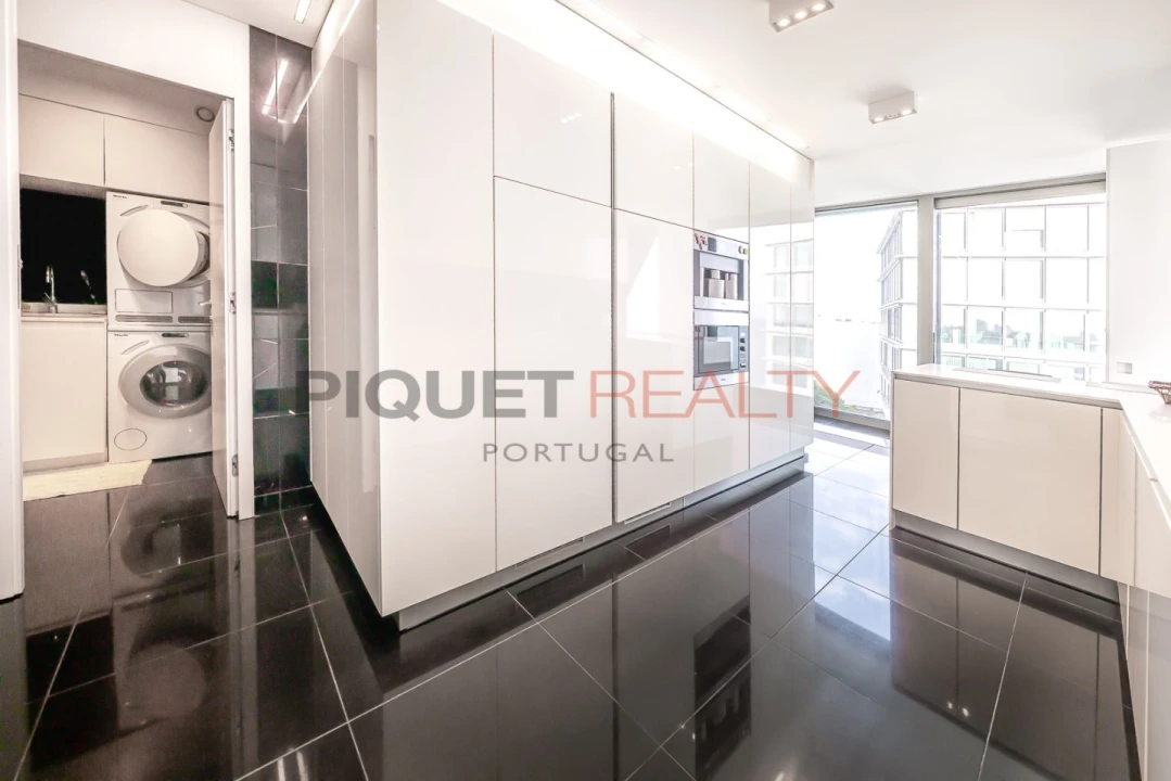 Apartamento T4 para Venda em Cascais e Estoril Foto 10