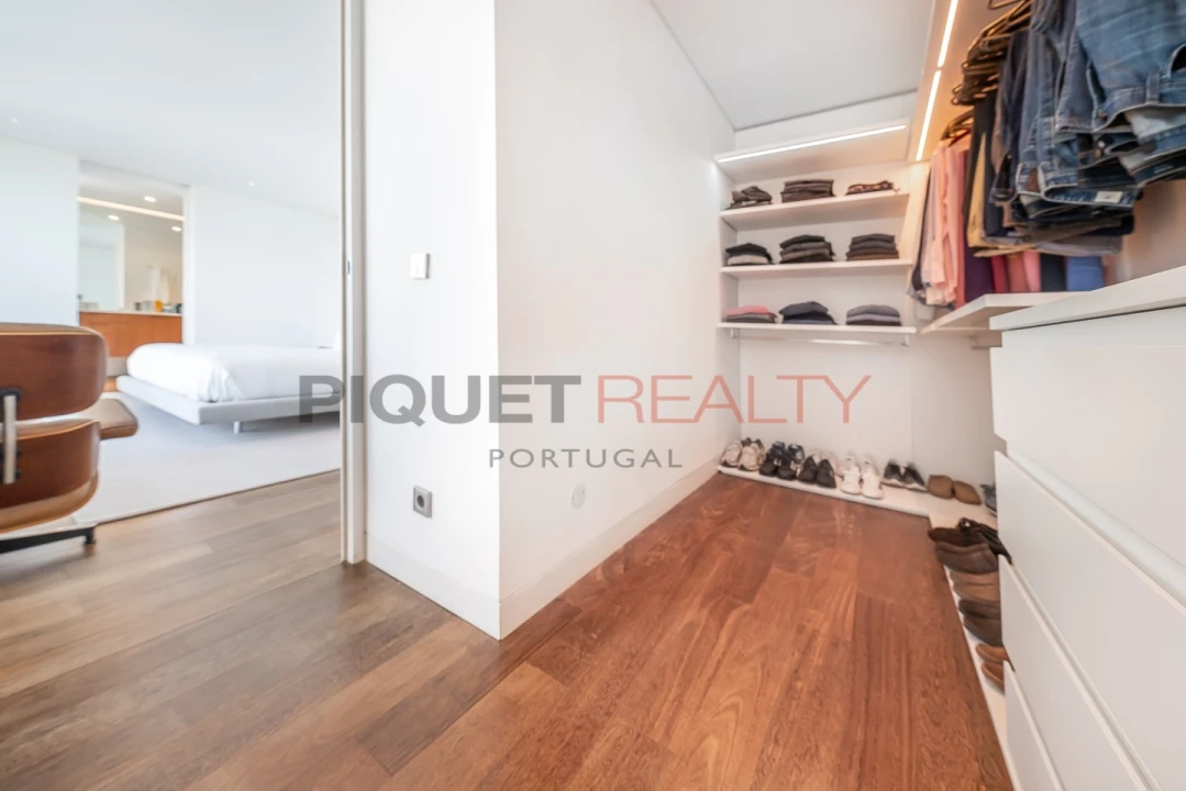 Apartamento T4 para Venda em Cascais e Estoril Foto 14