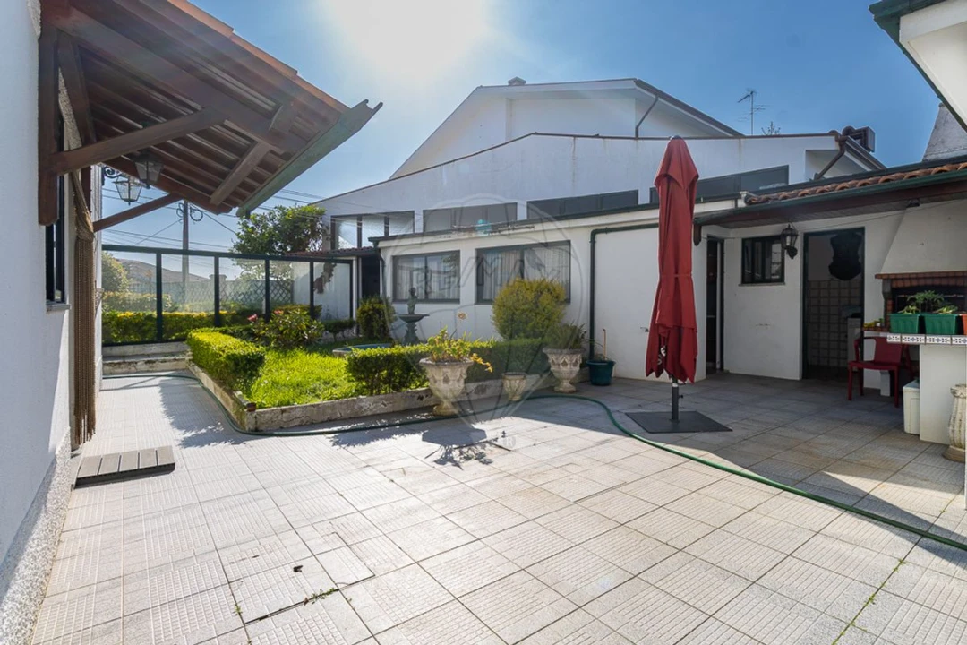 Moradia T4 para Venda em Gondomar (São Cosme), Valbom e Jovim Foto 31