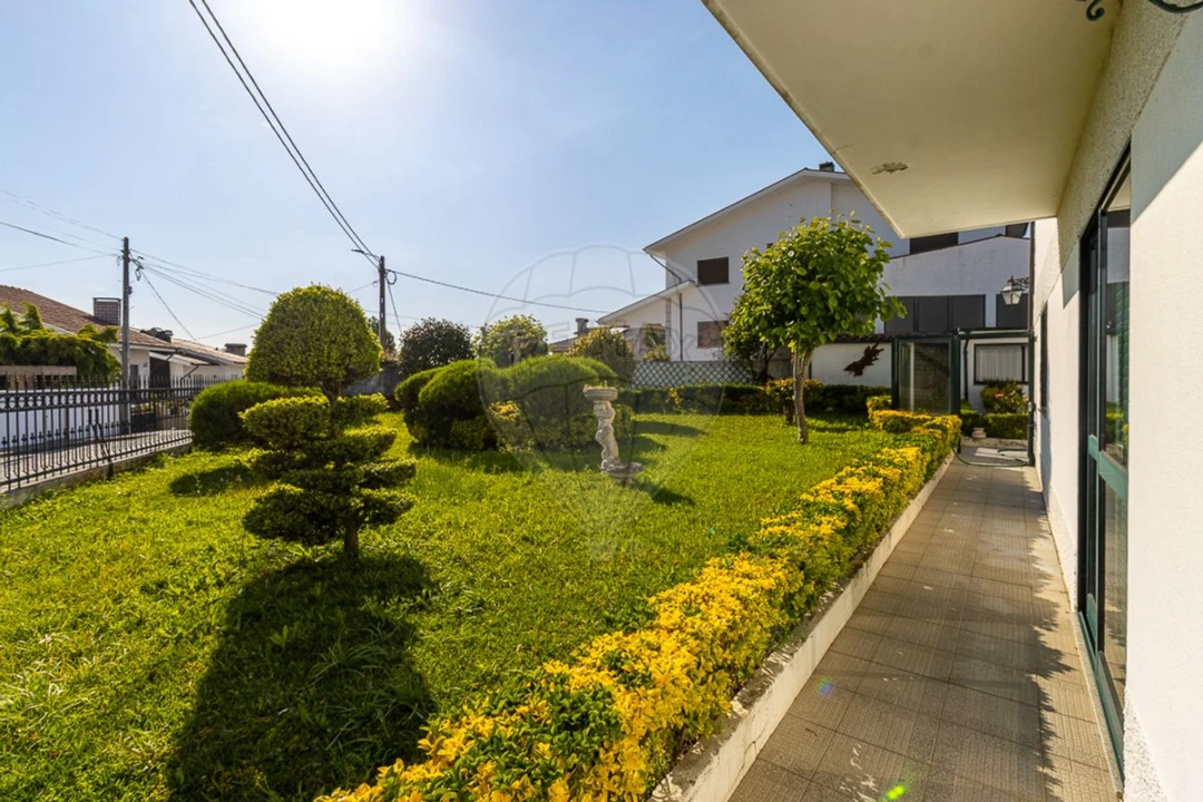 Moradia T4 para Venda em Gondomar (São Cosme), Valbom e Jovim Foto 34