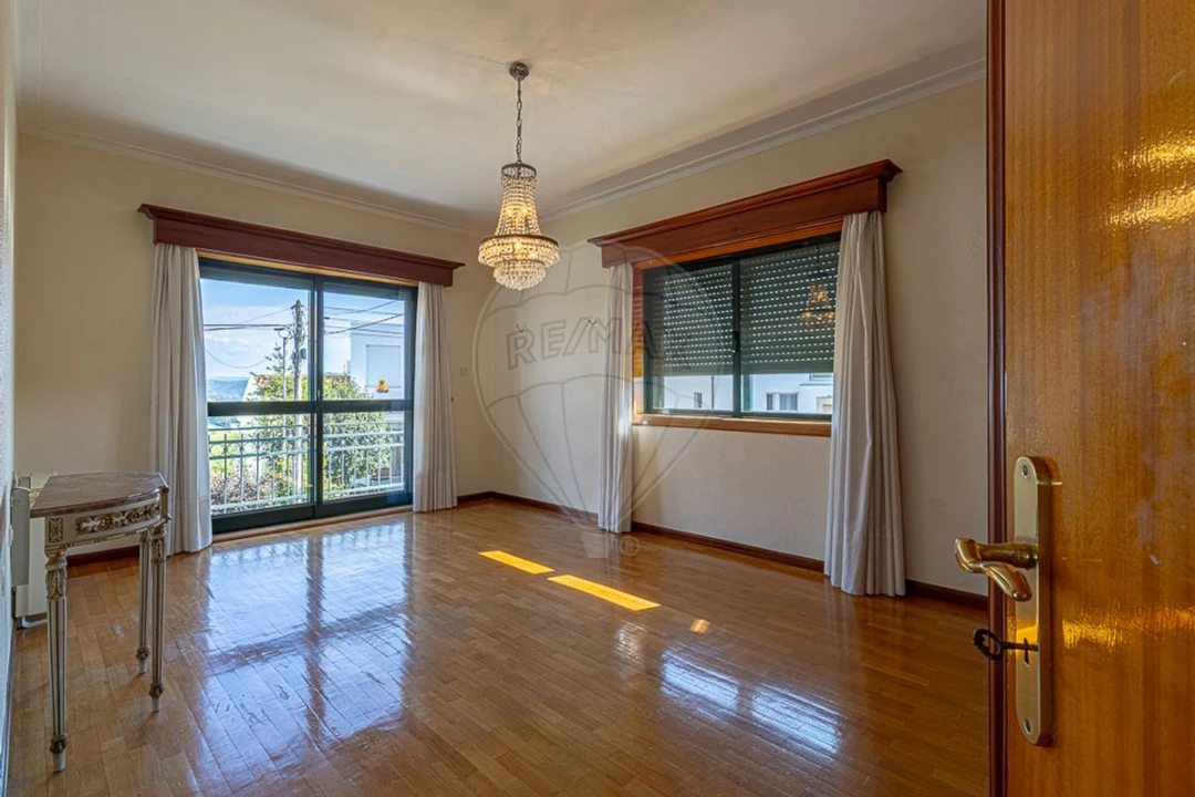 Moradia T4 para Venda em Gondomar (São Cosme), Valbom e Jovim Foto 21