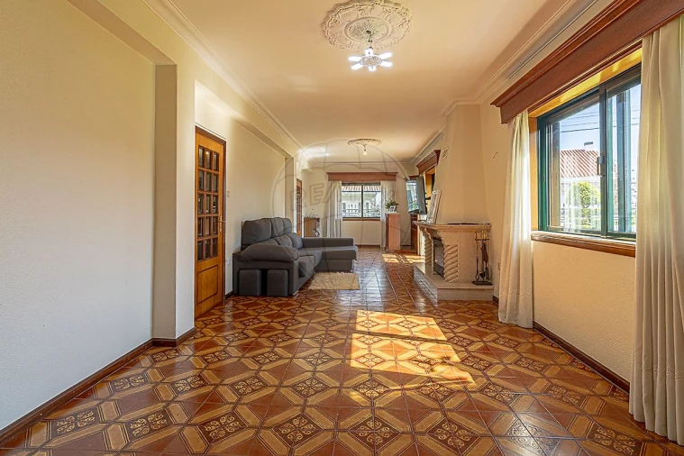 Moradia T4 para Venda em Gondomar (São Cosme), Valbom e Jovim Foto 8