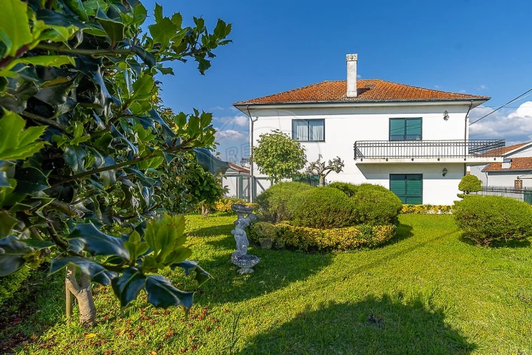 Moradia T4 para Venda em Gondomar (São Cosme), Valbom e Jovim