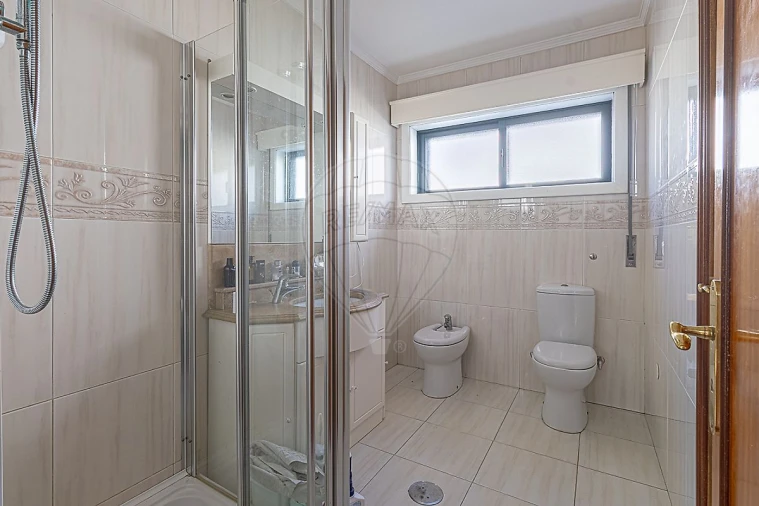 Moradia T4 para Venda em Gondomar (São Cosme), Valbom e Jovim Foto 15