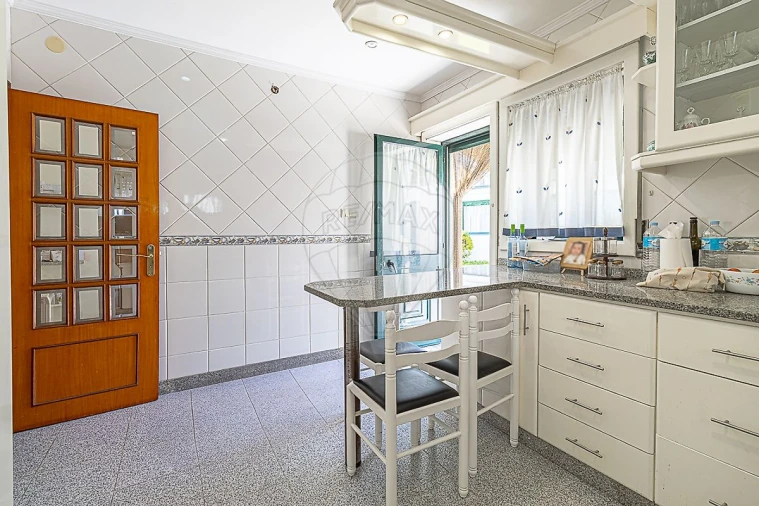 Moradia T4 para Venda em Gondomar (São Cosme), Valbom e Jovim Foto 11