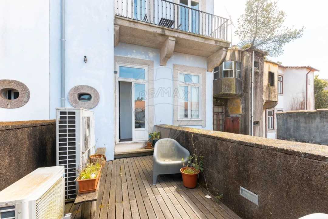 Prédio para Arrendamento em Cedofeita, Santo Ildefonso, Sé, Miragaia, São Nicolau e Vitória Foto 13