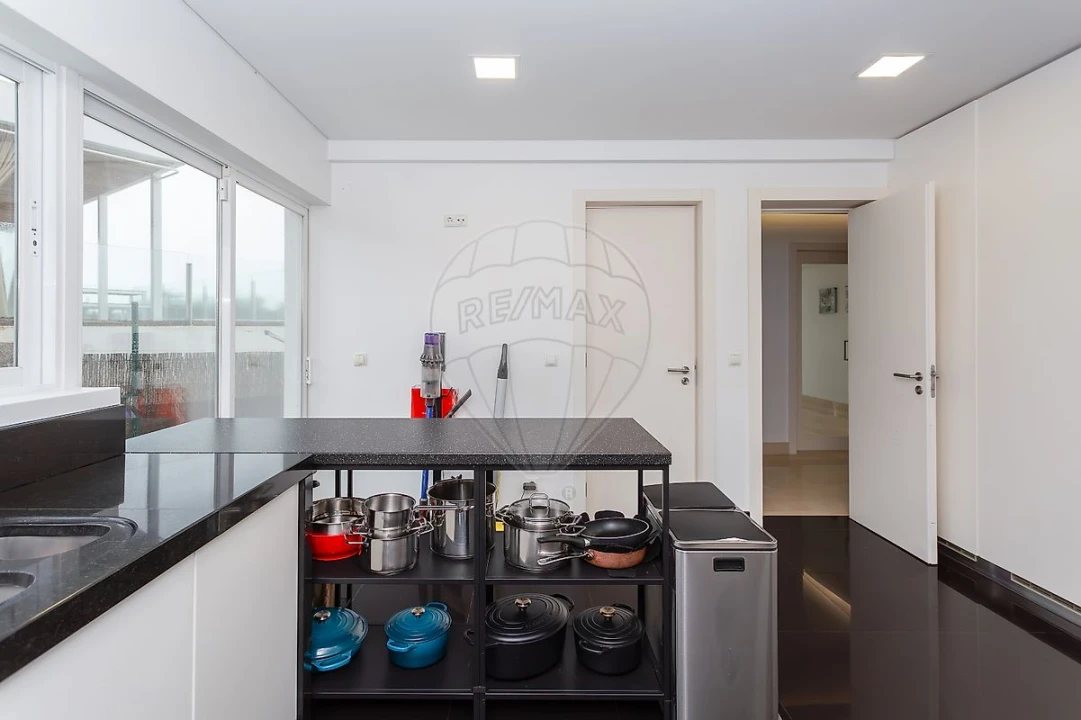 Moradia T5 para Venda em Alcabideche Foto 18