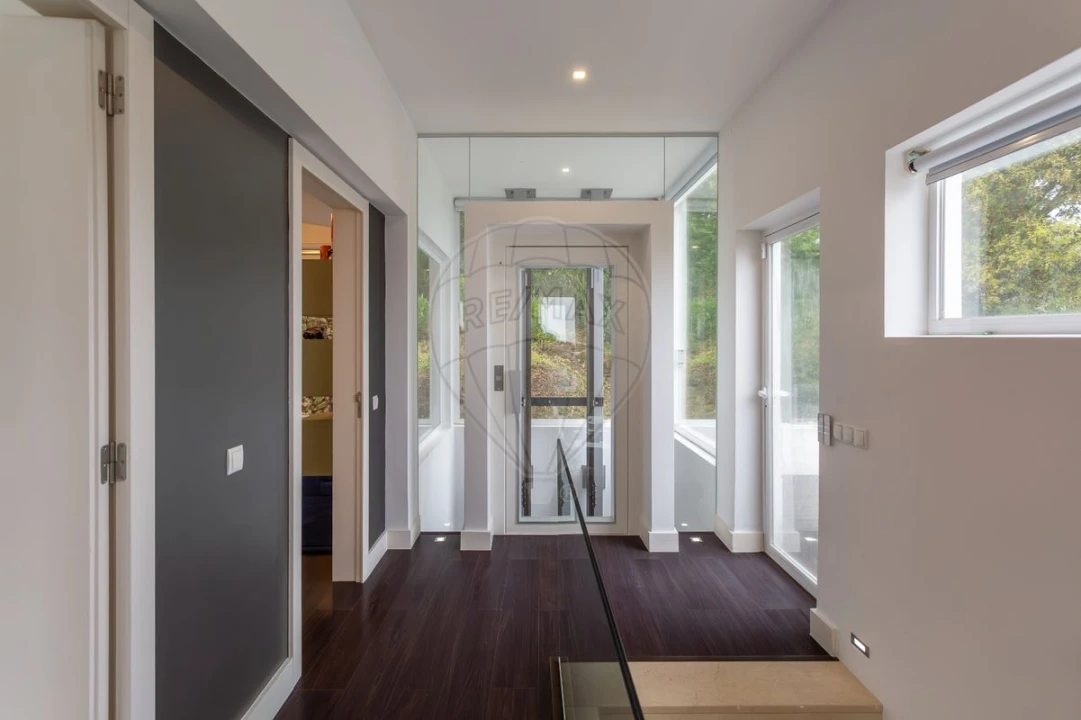 Moradia T5 para Venda em Alcabideche Foto 34