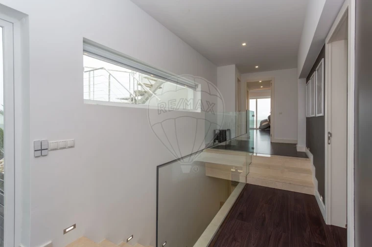 Moradia T5 para Venda em Alcabideche Foto 33