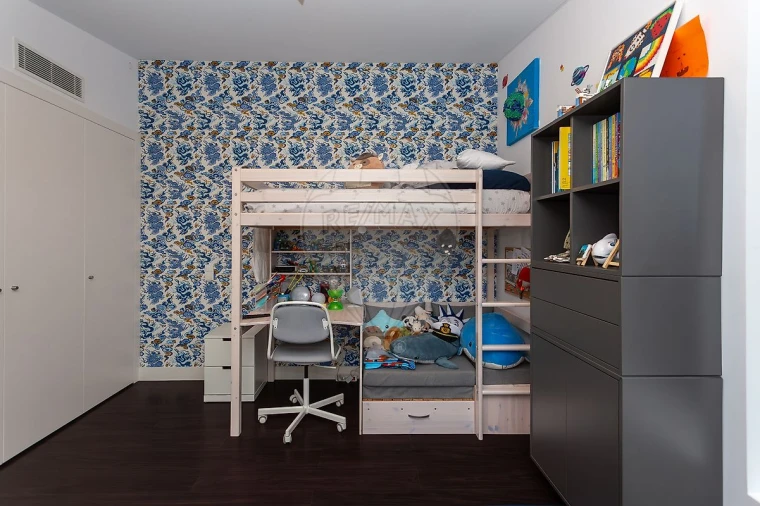 Moradia T5 para Venda em Alcabideche Foto 32