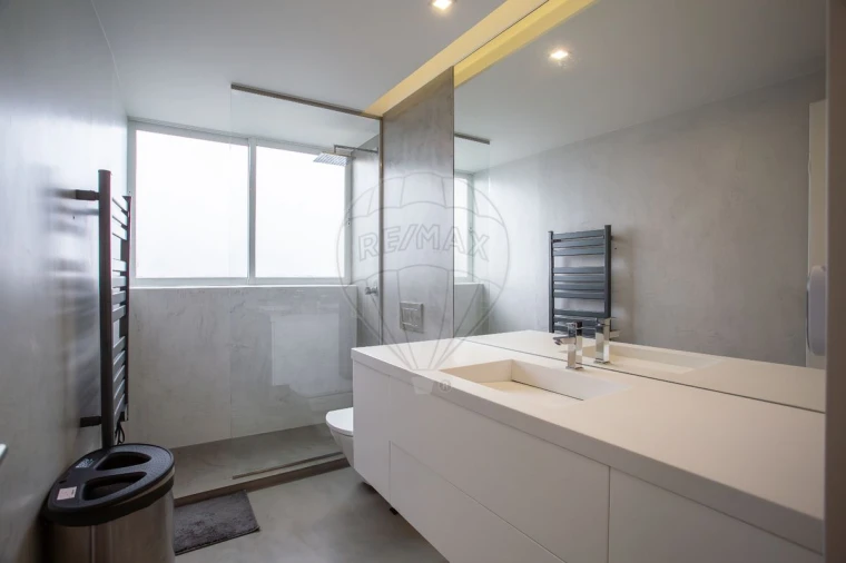 Moradia T5 para Venda em Alcabideche Foto 37