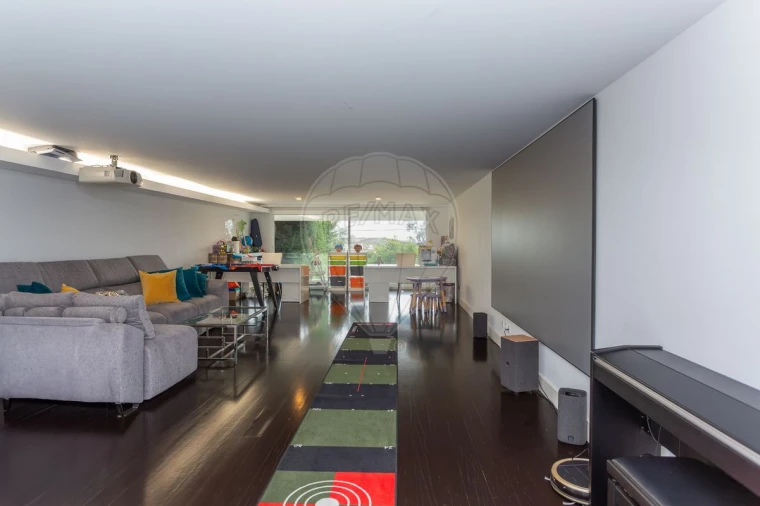 Moradia T5 para Venda em Alcabideche Foto 26