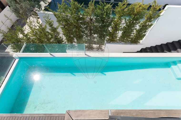 Moradia T5 para Venda em Alcabideche Foto 5