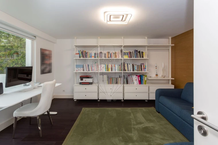 Moradia T5 para Venda em Alcabideche Foto 19