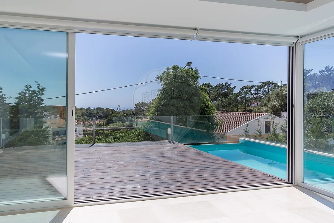 Moradia T5 para Venda em Alcabideche Foto 3