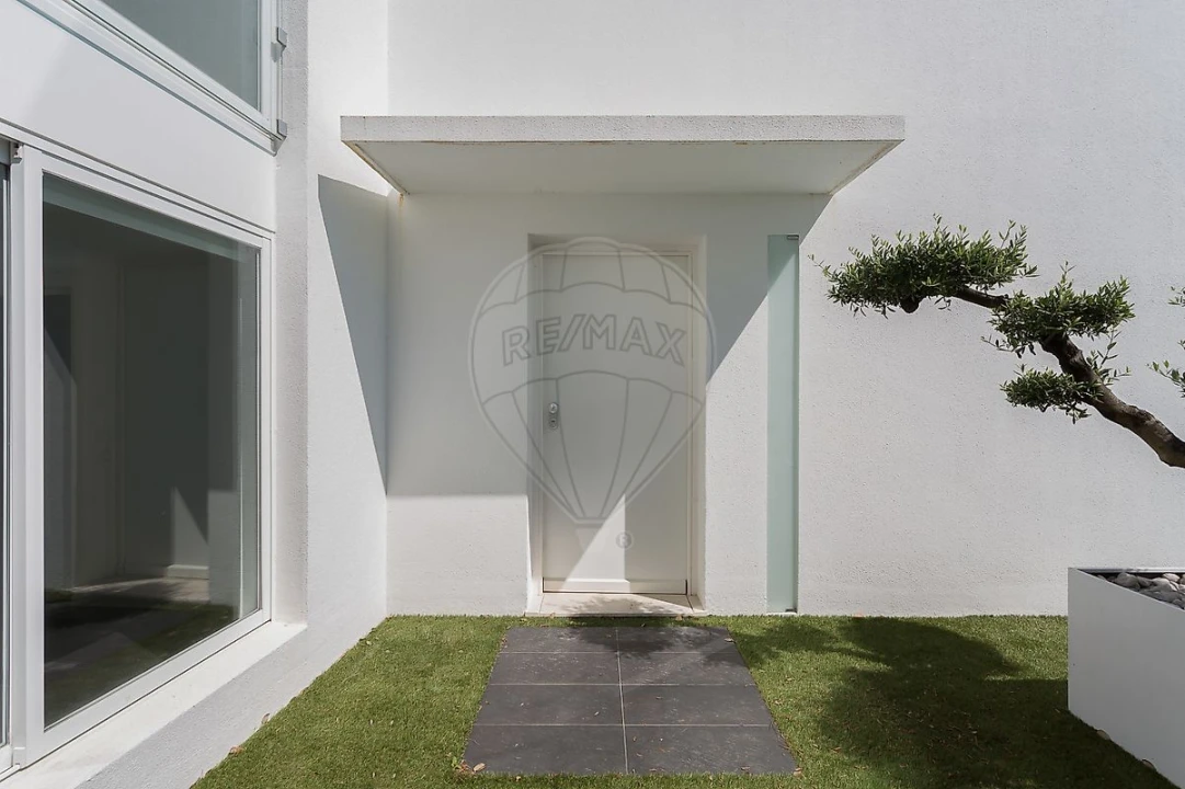 Moradia T5 para Venda em Alcabideche Foto 8