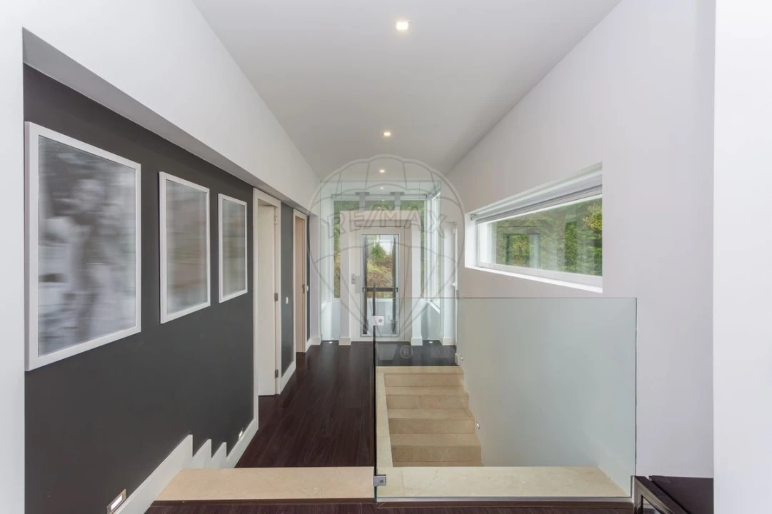 Moradia T5 para Venda em Alcabideche Foto 43