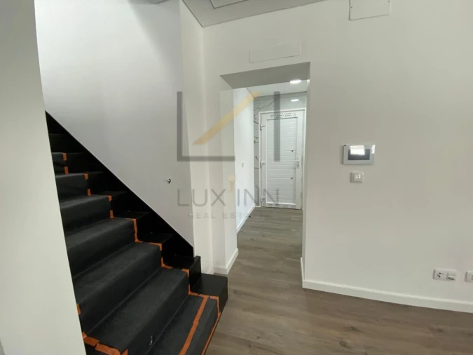 Moradia T4 para Venda em Agualva e Mira-Sintra Foto 22