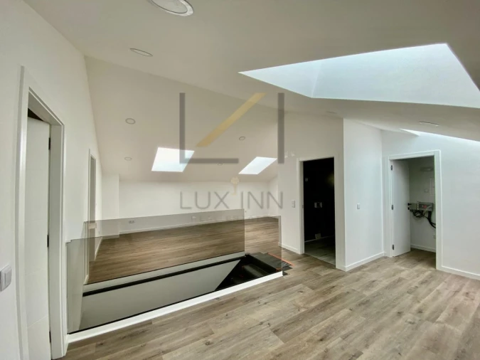 Moradia T4 para Venda em Agualva e Mira-Sintra Foto 44