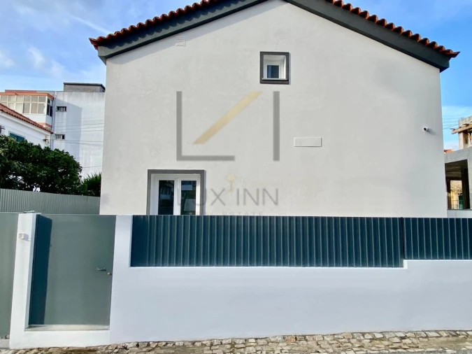 Moradia T4 para Venda em Agualva e Mira-Sintra Foto 13