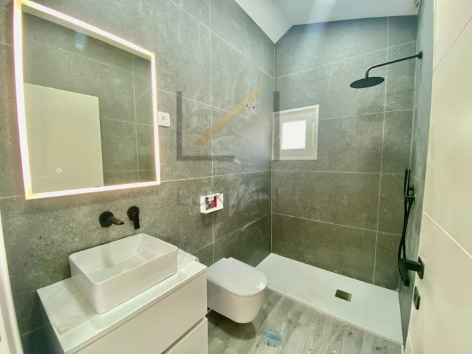 Moradia T4 para Venda em Agualva e Mira-Sintra Foto 42