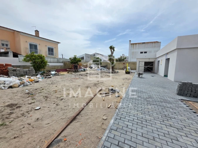 Moradia T3 para Venda em Quinta do Anjo Foto 35