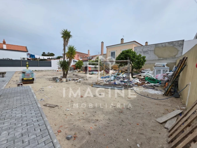 Moradia T3 para Venda em Quinta do Anjo Foto 36