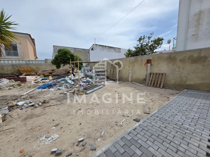 Moradia T3 para Venda em Quinta do Anjo Foto 40