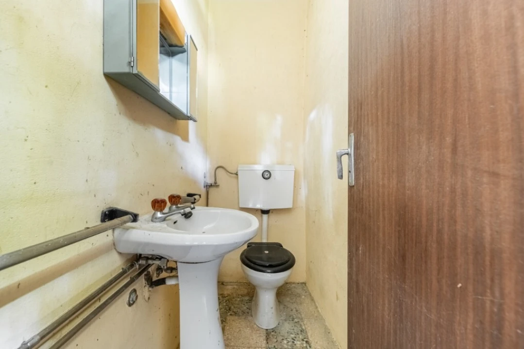 Moradia T3 para Venda em Caires Foto 10