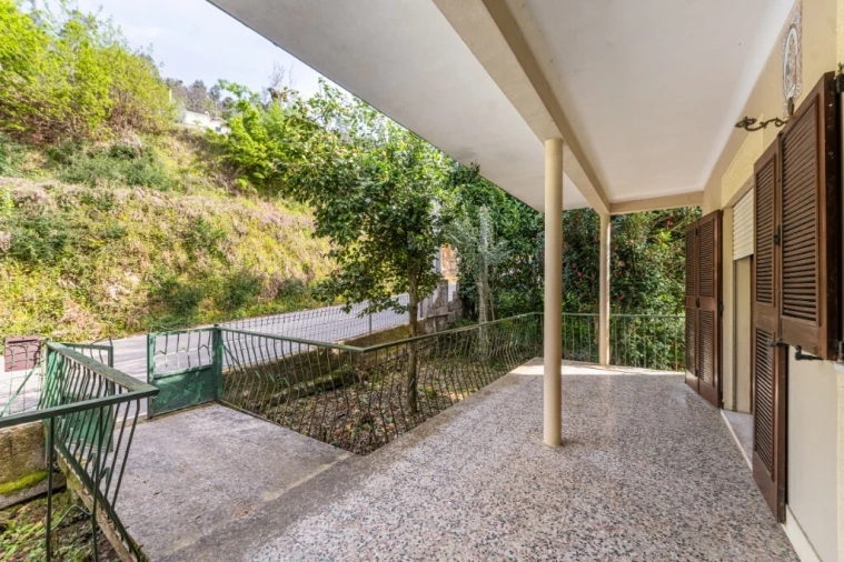 Moradia T3 para Venda em Caires Foto 18