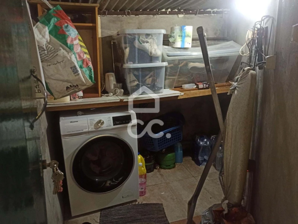 Moradia T1 para Venda em Creixomil Foto 16